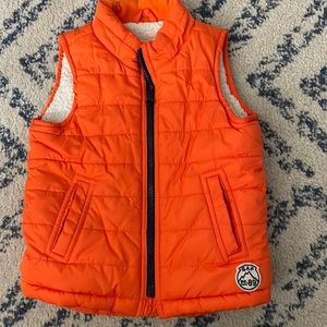 Gap 2 years orange Sherpa lined vest